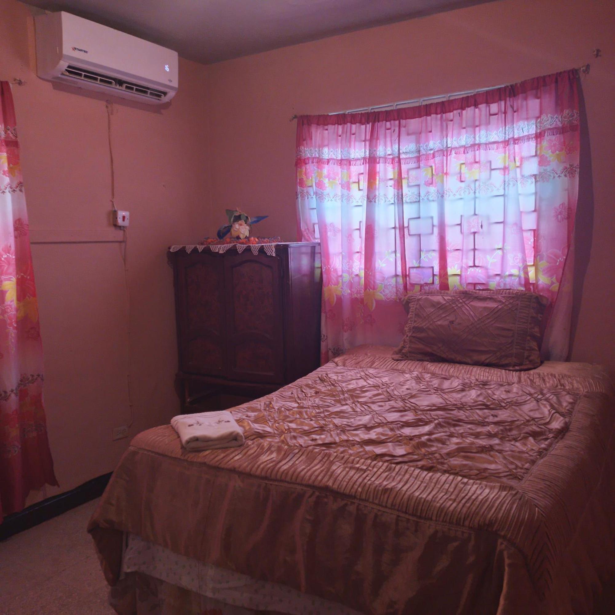Mango Walk Homestay Montego Bay Exterior photo